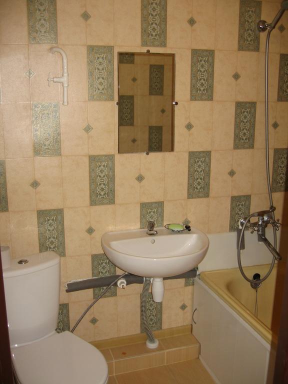 Apartment On Vasylya Chervoniya 67 Rivne Exterior foto