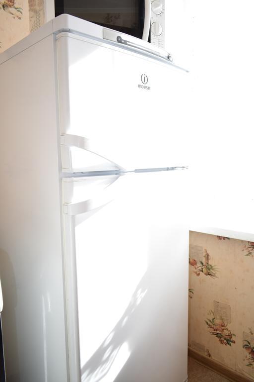 Apartment On Vasylya Chervoniya 67 Rivne Exterior foto